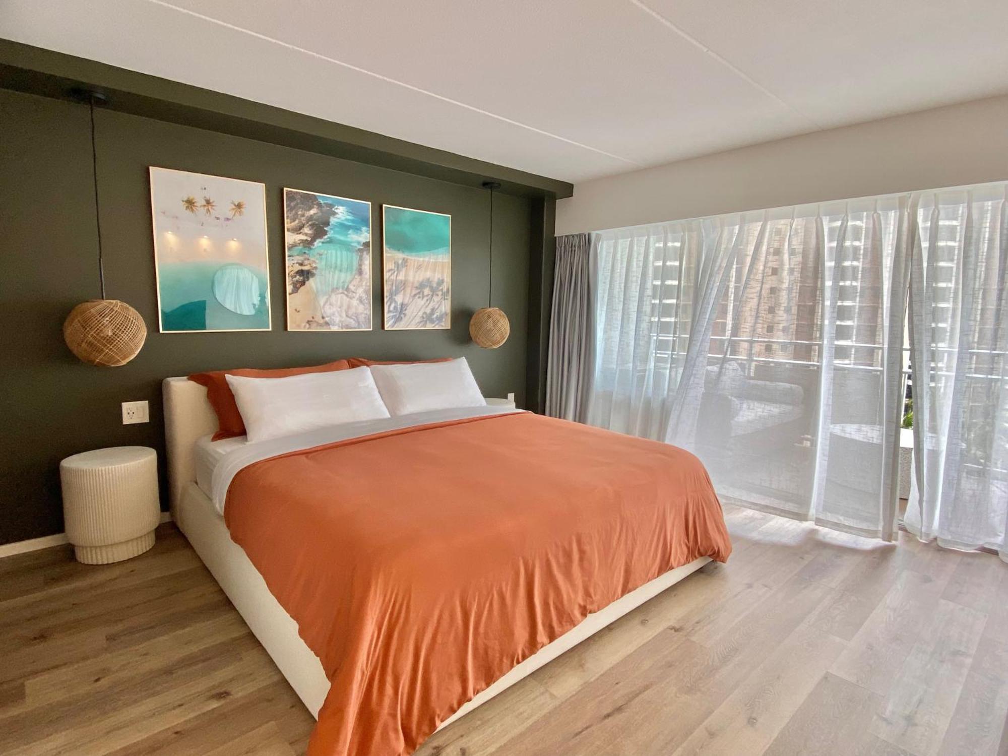 Panoramic Oceanview Resort - Full Kitchen In Each Room, 2 Swimming Pools, Onsite Restaurants, Fireworks Every Friday Гонолулу Экстерьер фото