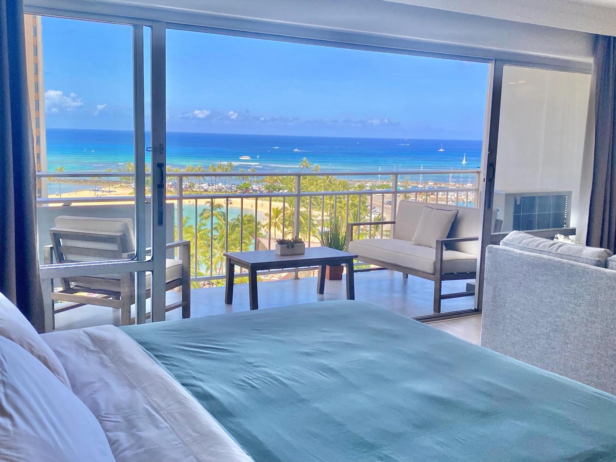 Panoramic Oceanview Resort - Full Kitchen In Each Room, 2 Swimming Pools, Onsite Restaurants, Fireworks Every Friday Гонолулу Экстерьер фото