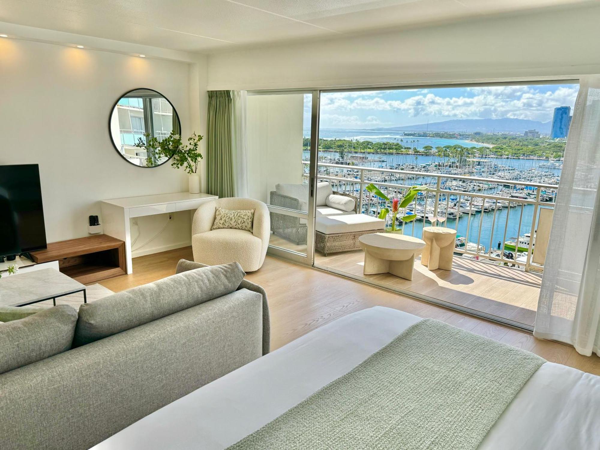 Panoramic Oceanview Resort - Full Kitchen In Each Room, 2 Swimming Pools, Onsite Restaurants, Fireworks Every Friday Гонолулу Экстерьер фото